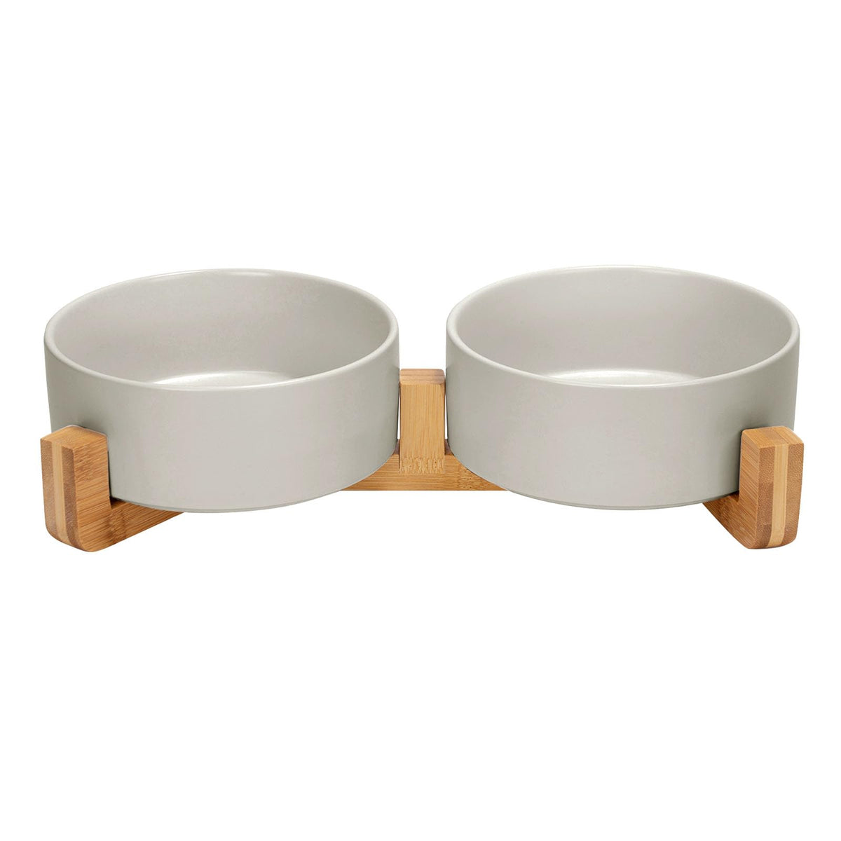 Conjunto SPUNKYJUNKY con tazones cerámicos y base de madera para comer y beber ordenadamente.