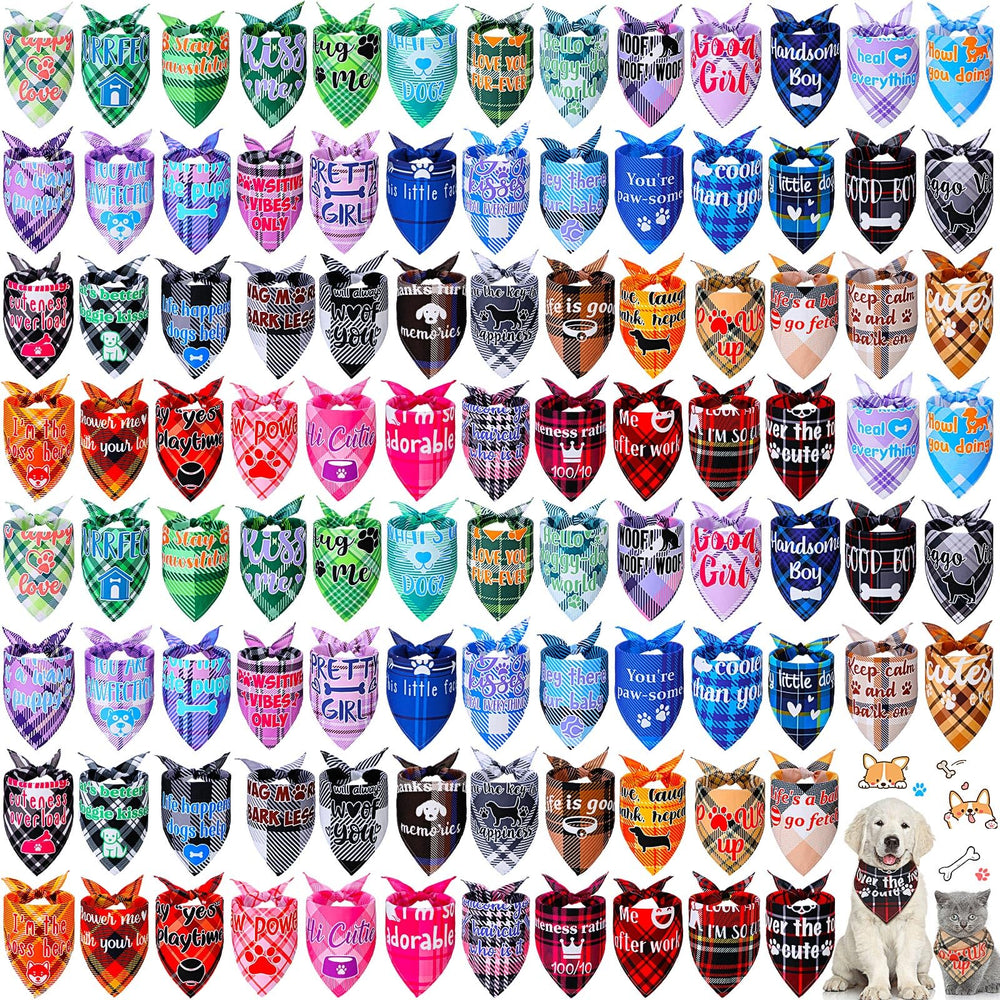 Sweetude bandanas para perros con cuadros y patitas, ideal para paseos y fotos.
