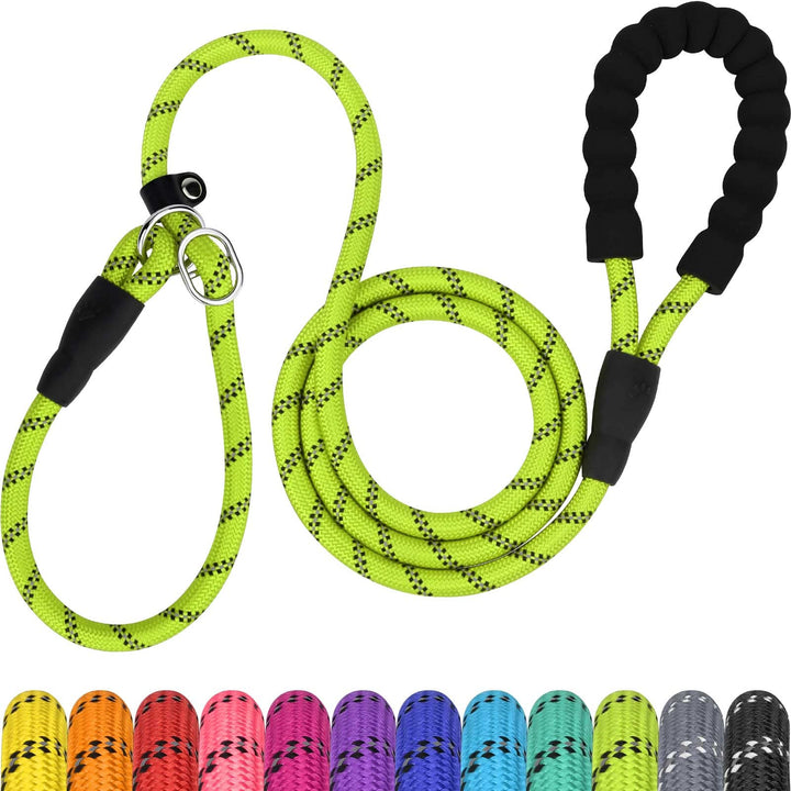 TagME Slip Lead con mango acolchado para paseos cómodos y control suave.