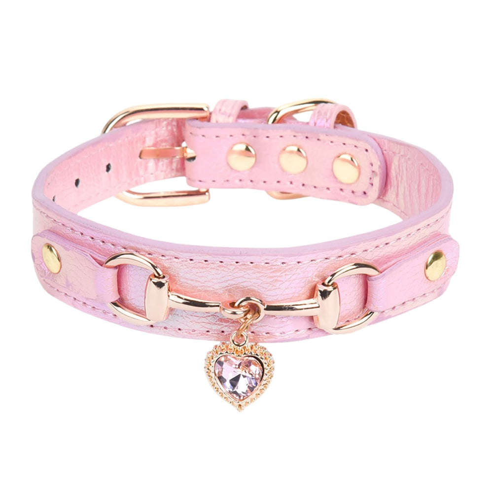 THAIN collar con brillos y corazón rosa para paseos con estilo.