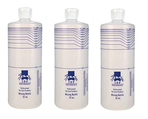 Botella Top Performance con marcas de dilución para mezclar champús de mascotas con precisión.