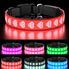TOPOTO collar LED para perros con diseño diamante 3D y ajuste cómodo.