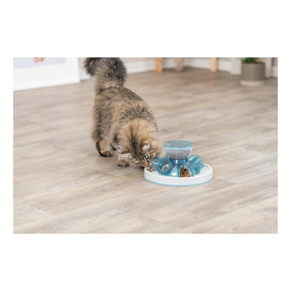 TRIXIE Tunnel Feeder como juguete interactivo para gatos activos y curiosos.