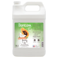 Botella TropiClean 2 en 1 para perros con fragancia de papaya.