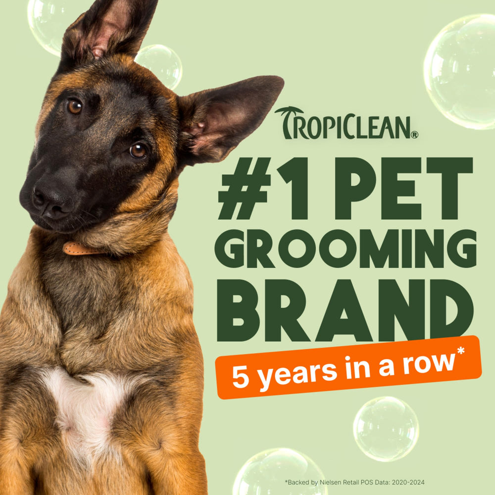 TropiClean champú cítrico, limpieza profunda que deja pelaje suave y manejable.