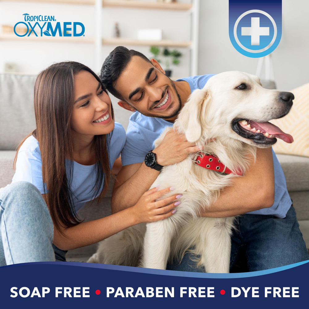 TropiClean OxyMed: cuidado diario para reducir rascar y lamer.