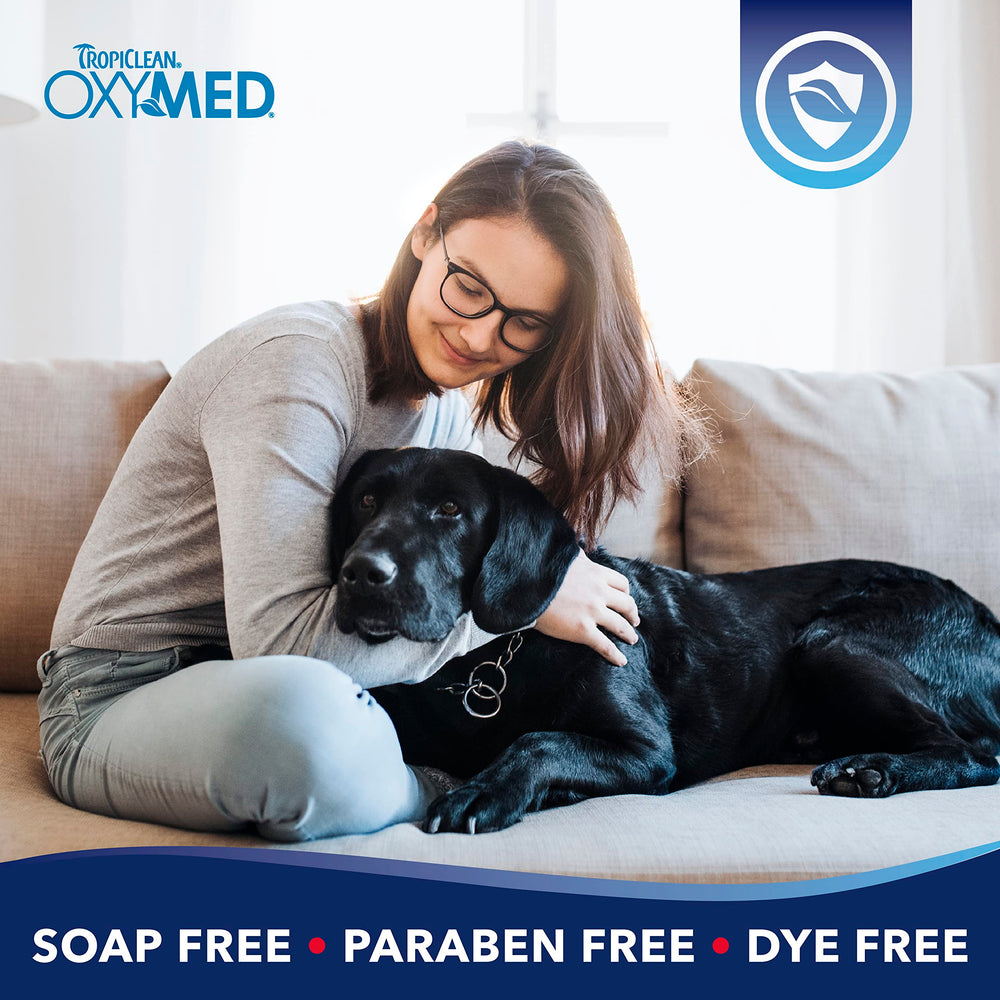 TropiClean OxyMed hidratación para piel de perro, textura ligera y de rápida absorción.