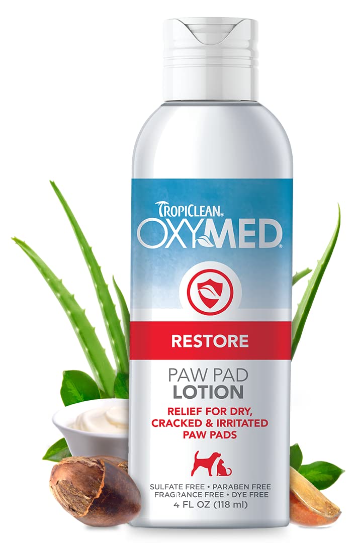 TropiClean OxyMed pomada para patas de perro, hidrata almohadillas sensibles.