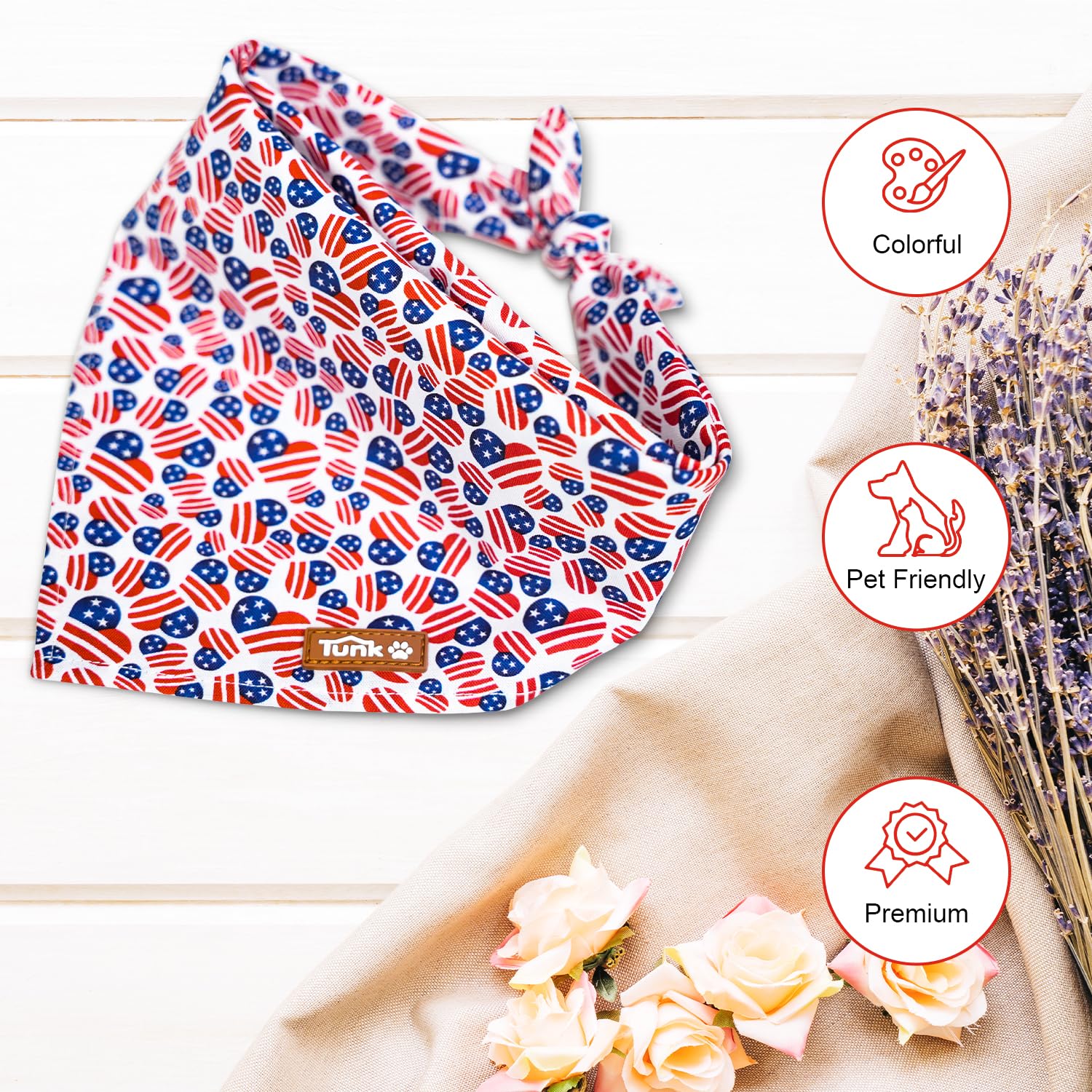 Bandana Tunkoo para Perro con ajuste cómodo en dos tallas para razas pequeñas.