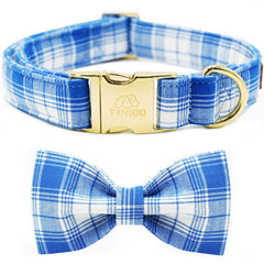 Collar Tunkoo azul a cuadros con lazo, vista frontal, ideal para paseos con estilo.