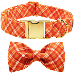 Collar Tunkoo para perro con lazo naranja y cuadros otoñales, ideal para fotos.