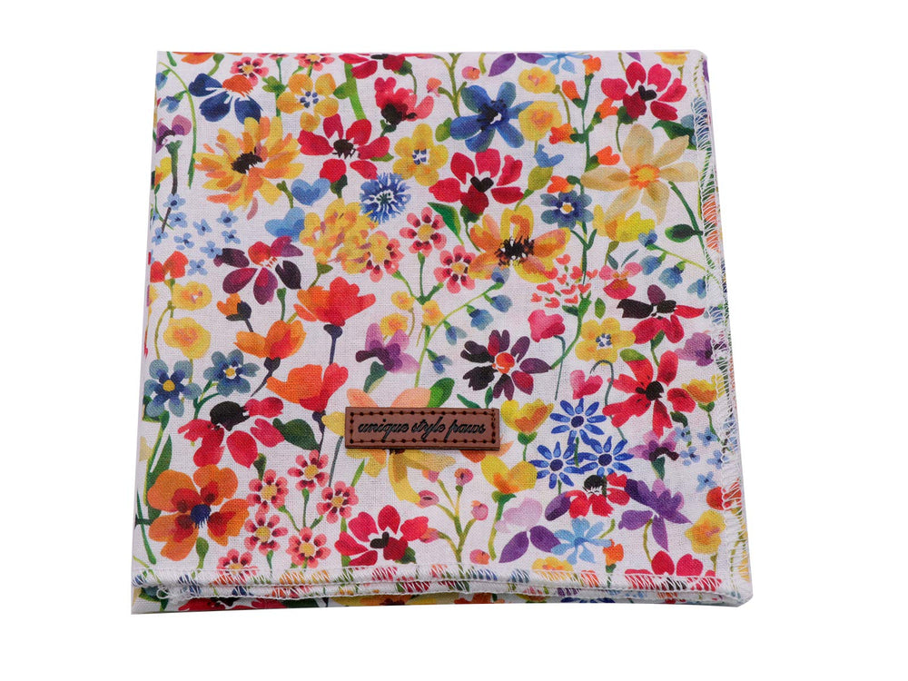 Unique Style Paws bandana para fiestas y eventos, añade estilo.