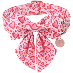 Collar UP URARA PUP con lazo corazon rosado para paseos diarios