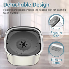 UPSKEY disco flotante que dispensa agua lentamente para beber pausado.