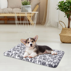 VANKEAN cama para perro con diseño rectangular, ideal para diferentes posiciones de descanso.
