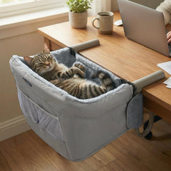 Cama de escritorio Veehoo para gato adherida al borde, ahorro de espacio.