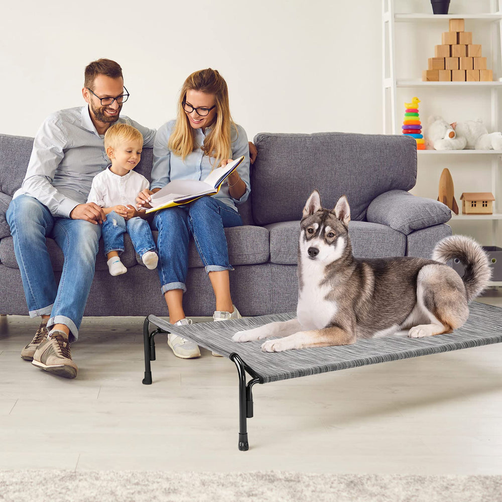 Capacidad de 40 kg en la cama elevada Veehoo para perros grandes.