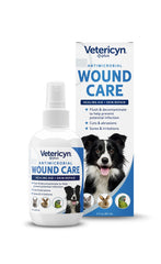 Vetericyn Plus spray para perros aplicando en una herida, limpia y alivia irritaciones.