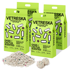 VETRESKA arena para gatos de tofu en empaque vacuo para almacenamiento seguro.