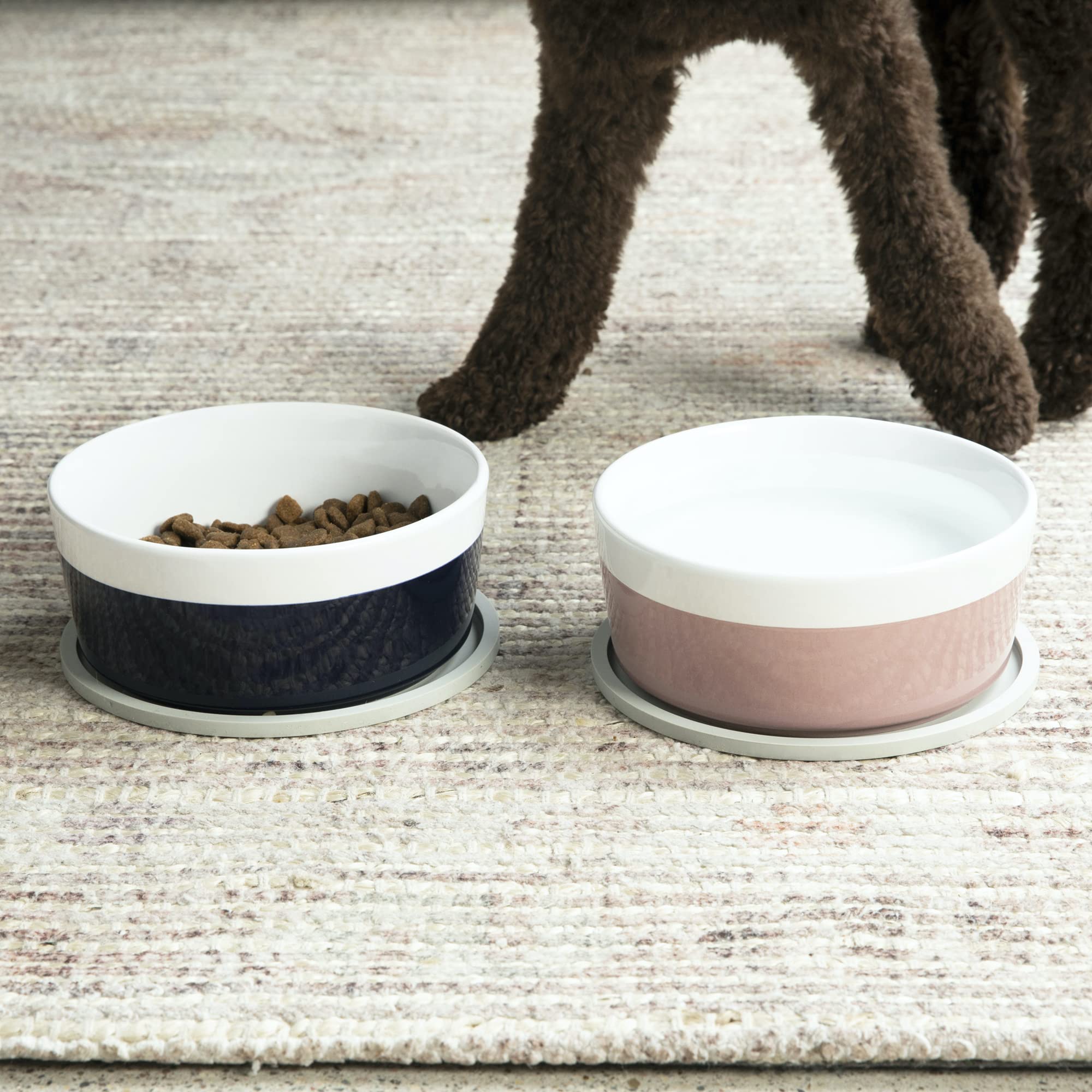 Alfombrilla Waggo Habit para perros pequeños, evita derrames y salpicaduras