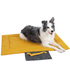Warfort almohadilla para perro plegable amarilla en uso exterior e impermeable