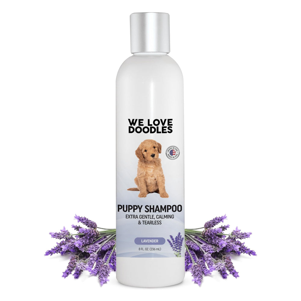 We Love Doodles Puppy Shampoo botella frontal con lavanda suave para relajación durante el baño
