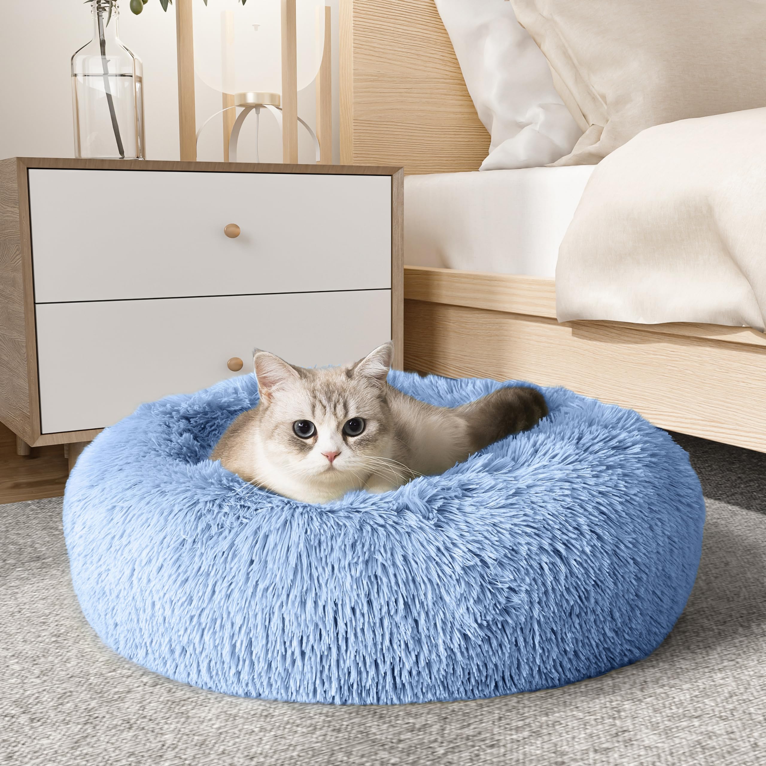 la marca Western Home WH, cama calmante para perro y gato, diseño envolvente para seguridad.