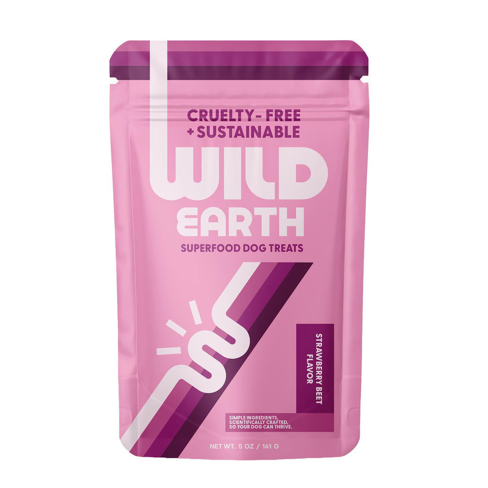 Wild Earth snack para perros en empaque, opción saludable para entrenar.