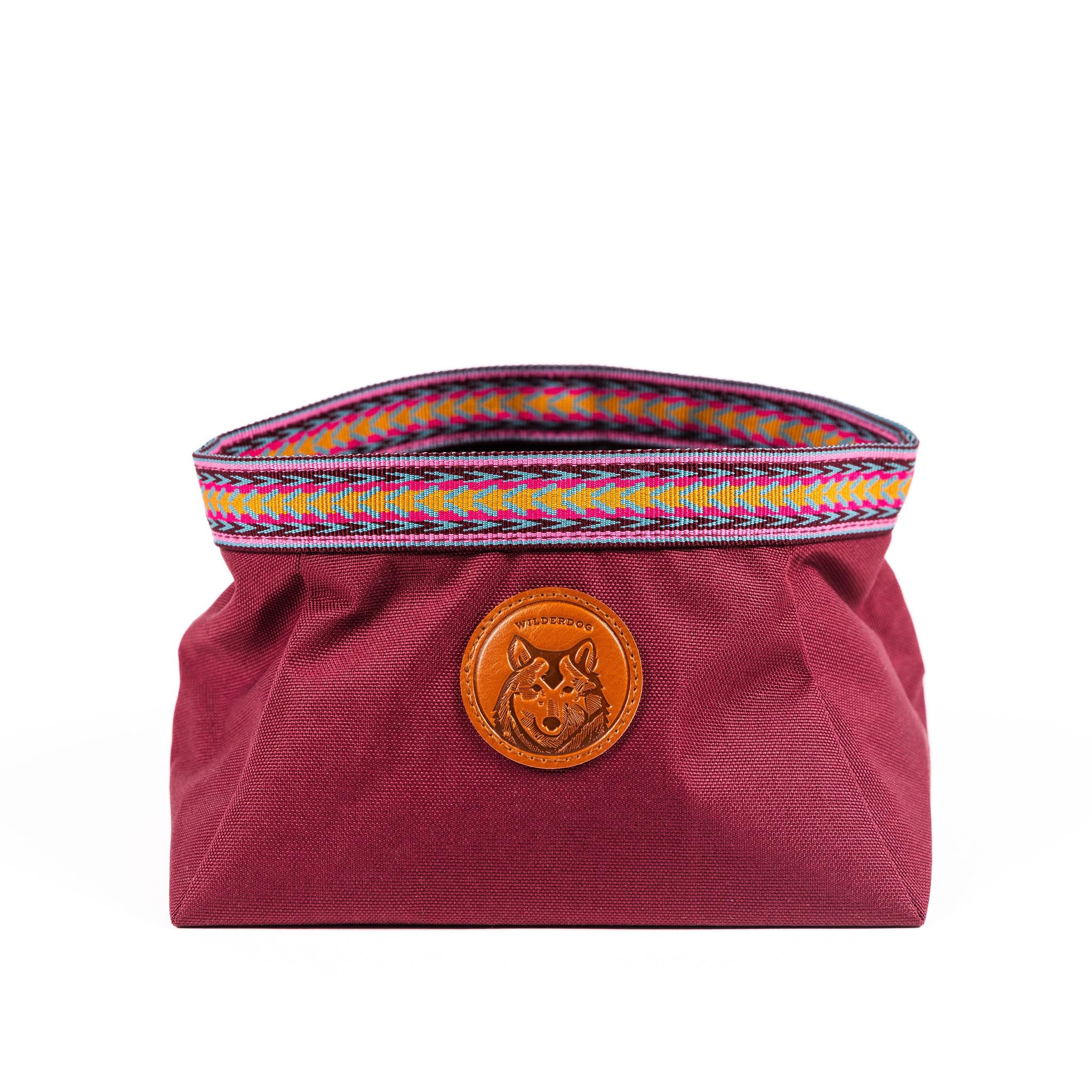 Wilderdog cuenco de acampada, capacidad 64oz, ideal para comida y agua en senderos.