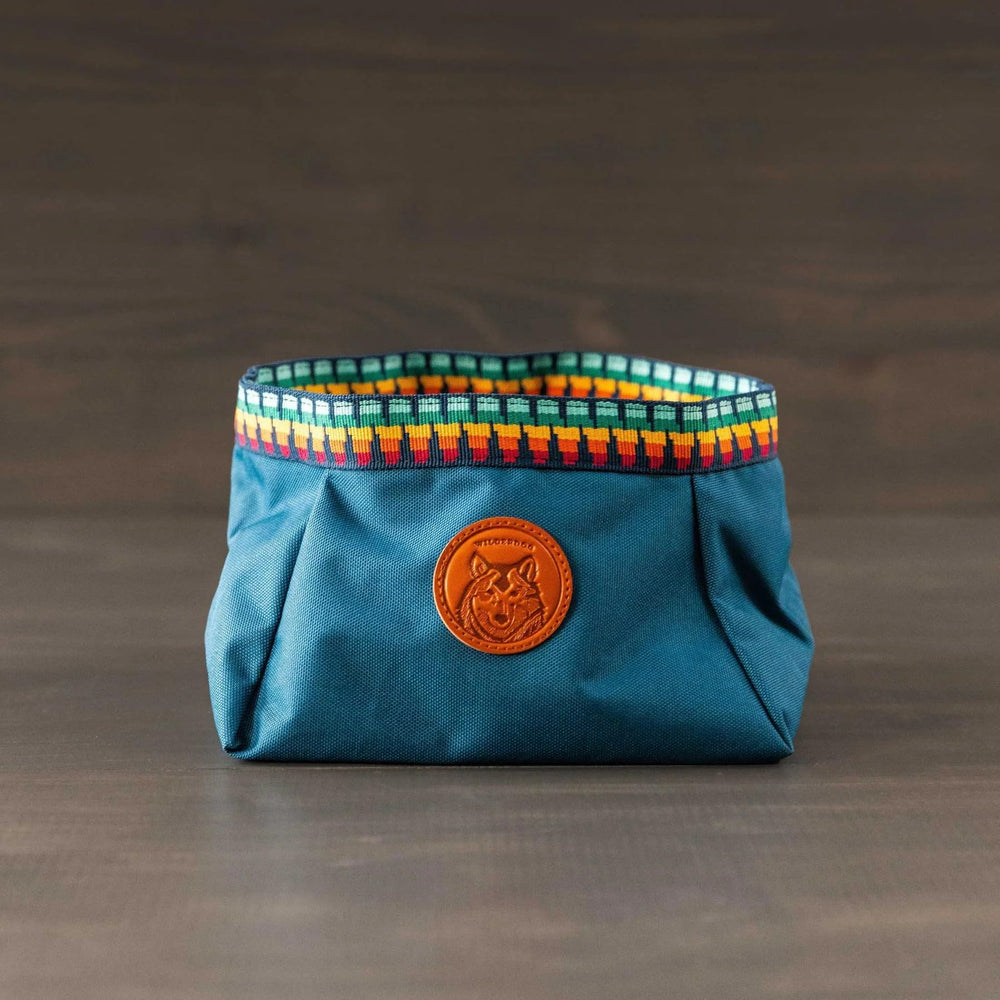 Exterior de Wilderdog resistente al agua en azul.