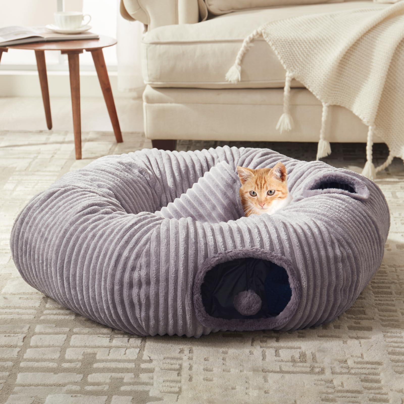 WindRacing almohadon-circular-lavable-gato facilita limpieza y confort diario.