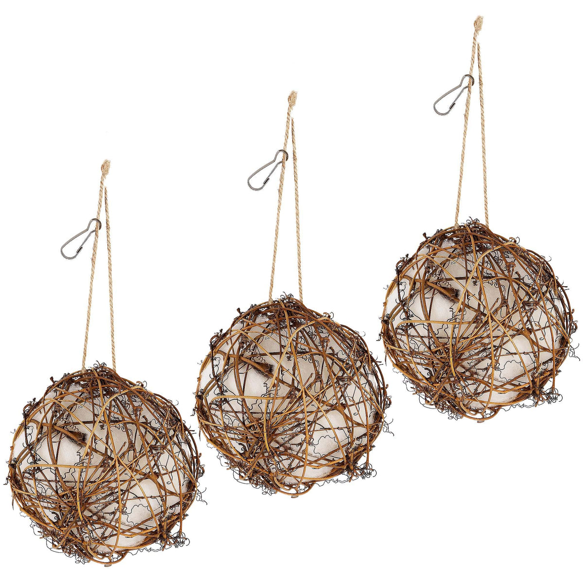 Nido globo Winemana lleno de materiales para aves, ideal para observar colibríes.
