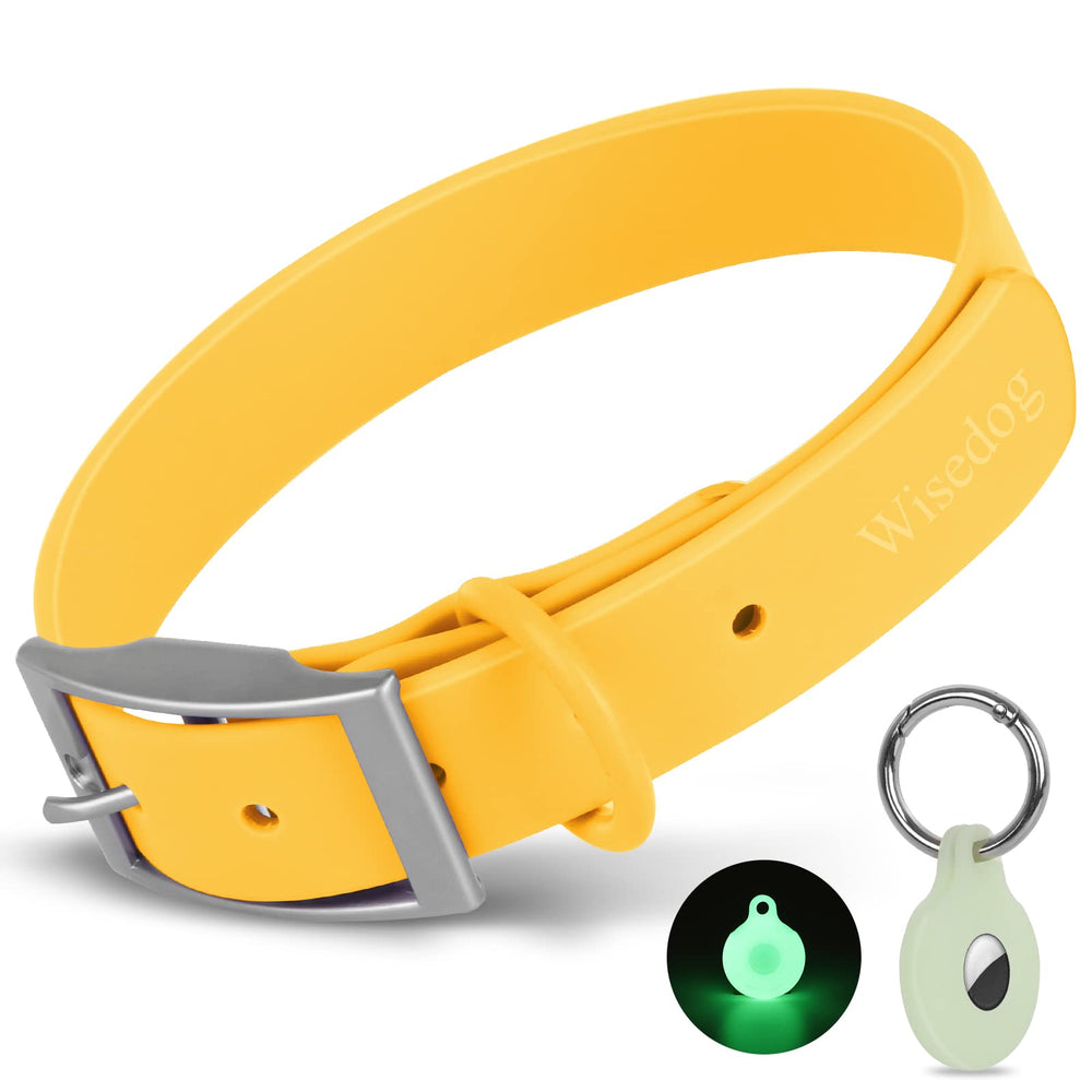 Collar impermeable Wisedog en amarillo mantequilla, listo para paseos mojados.