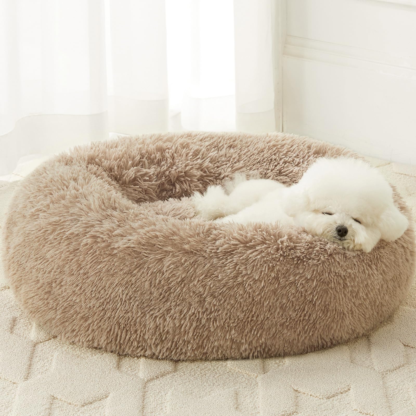 Cama WNPETHOME para perros y gatos con diseño en dona y pelaje suave