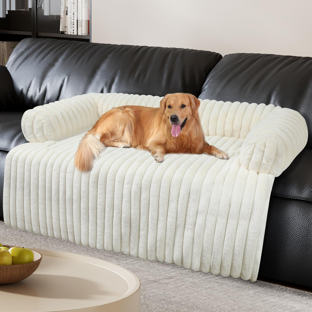 Cama para perro Wn's Day en sofá de lujo; descanso suave y cómodo.