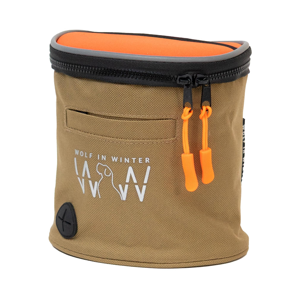 Wolf in Winter Quickdraw Treat Pouch top view shows fast, spill-free access.