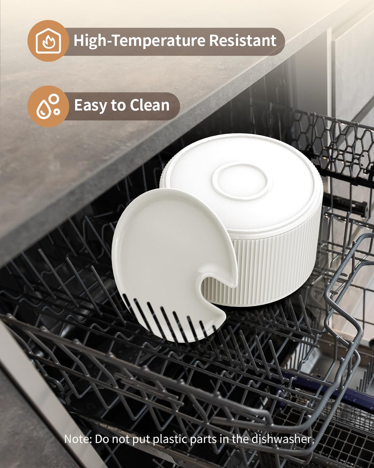 Capacidad de 2.2L de Wonder Creature, ideal para gatos y perros pequeños.