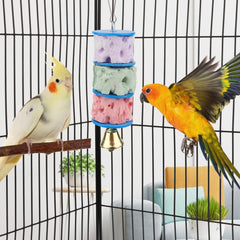 Wontee calcio para aves: diseño colorido que atrae la atención.