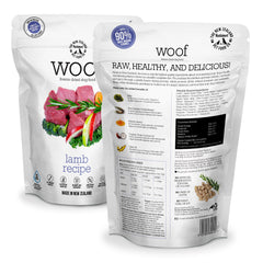 WOOF cordero liofilizado crudo para servir en plato diario.