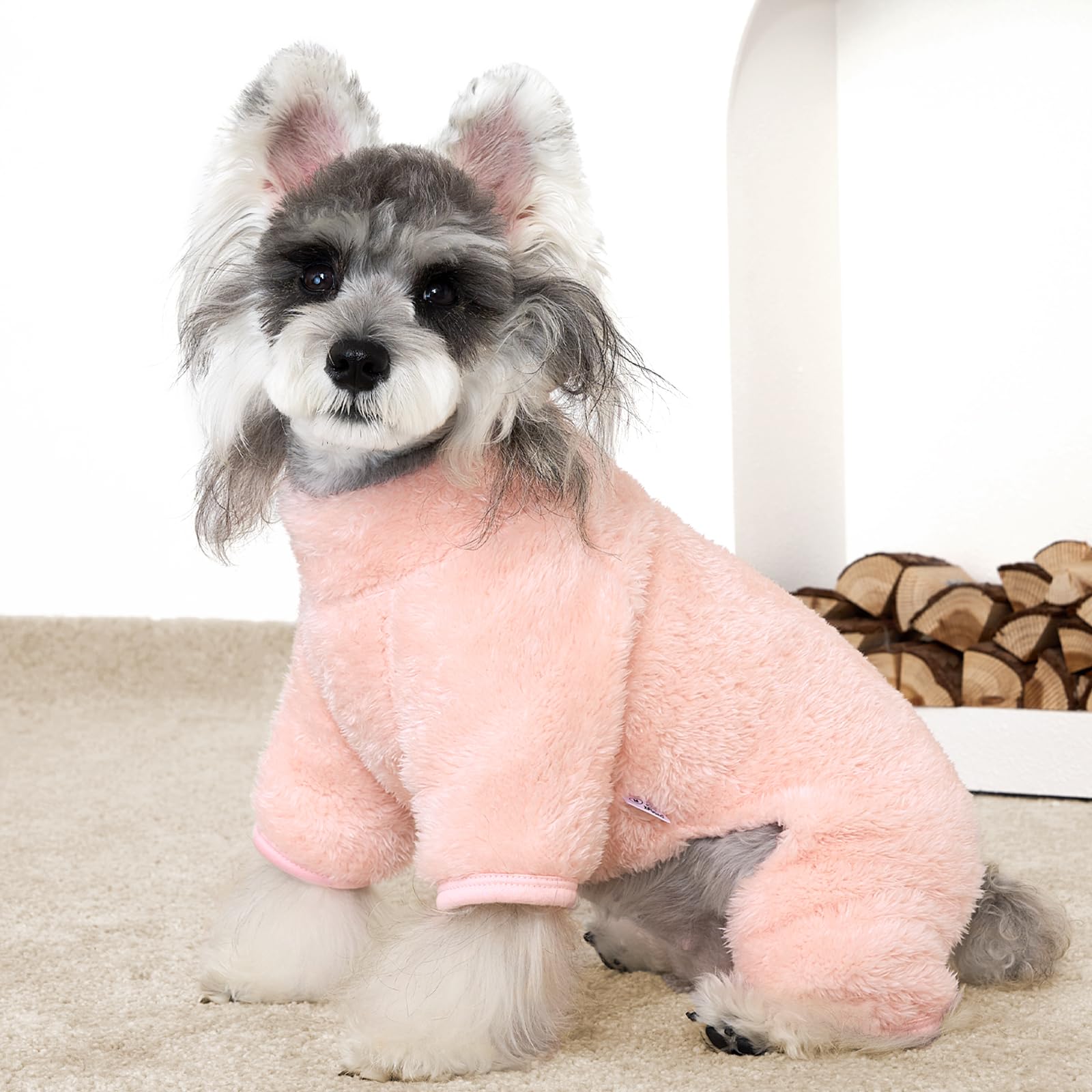 XPUDAC suéter para perro, vista lateral en púrpura, ajuste cómodo para perros pequeños.