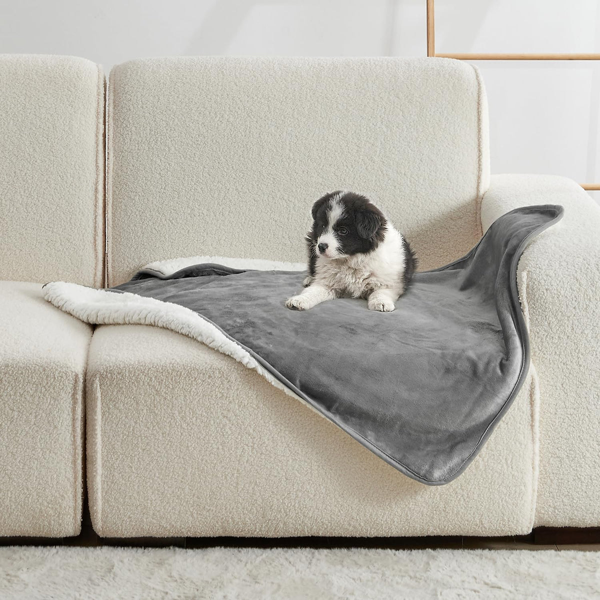Manta impermeable Yaning para cama y sofá protege frente a derrames y pelos.