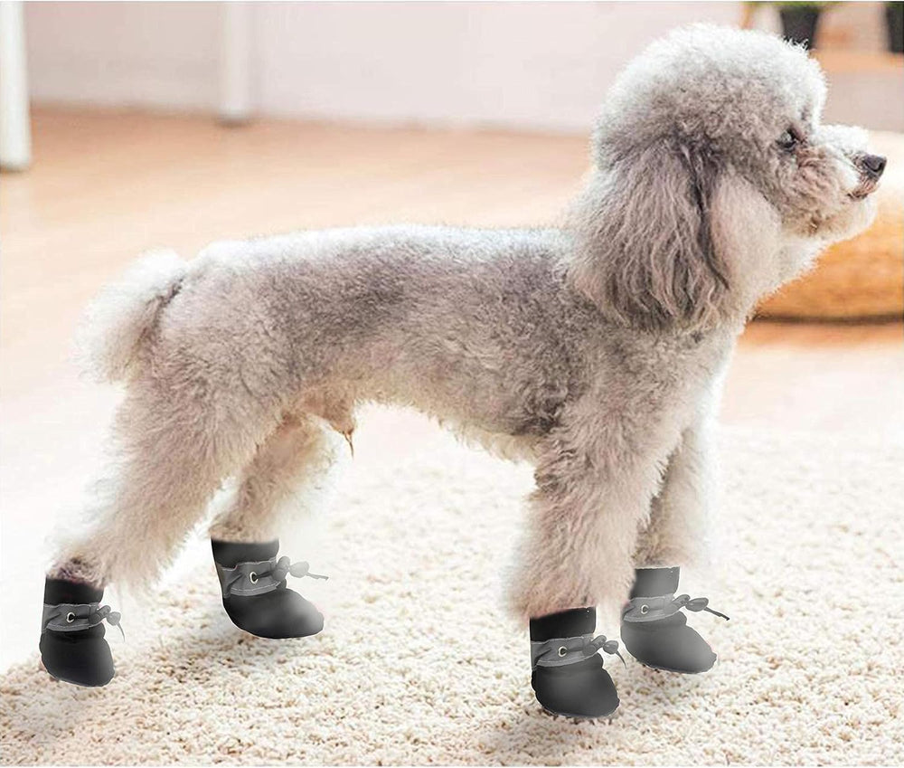 YAODHAOD Zapatos para perros uso interior exterior no impermeables: opción versátil para casa y salidas cortas.