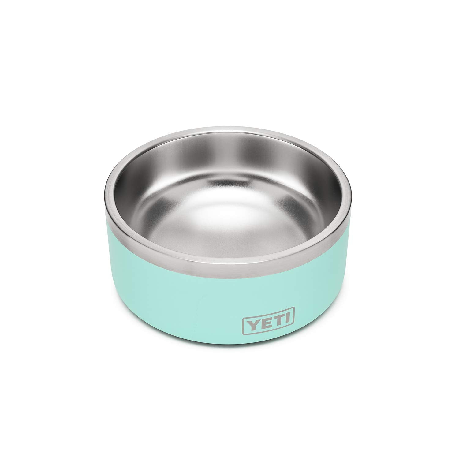 YETI Boomer 4, capacidad de 32 onzas para agua o alimento.