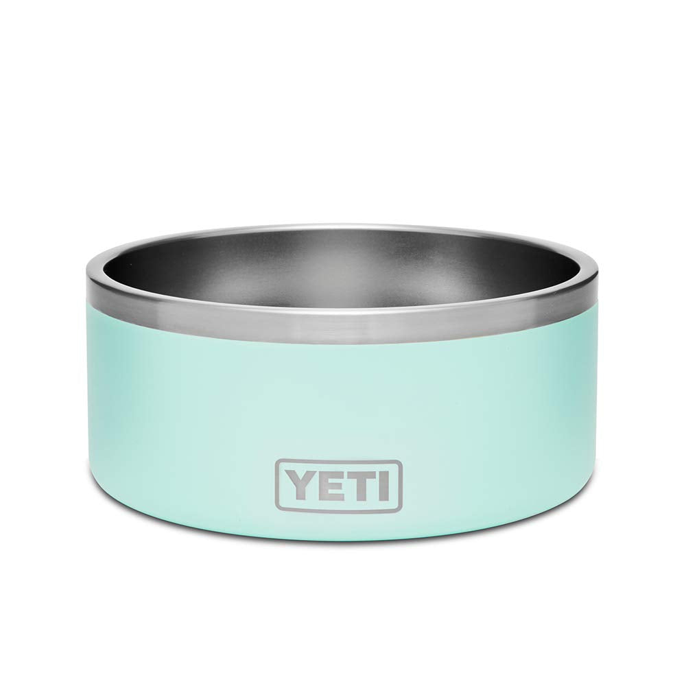 Tazón YETI Boomer para perro, capacidad de 64 oz para comida y agua.