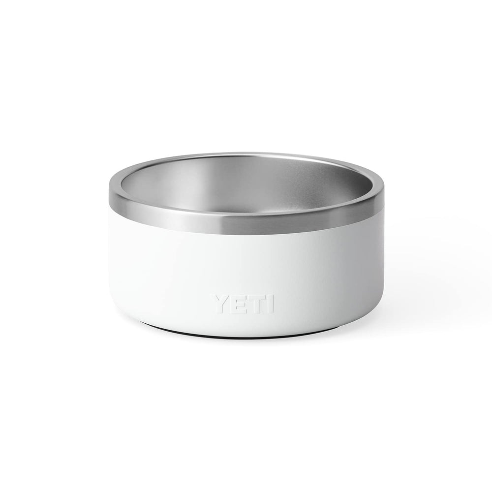 YETI Boomer 4 con anilla antideslizante para evitar movimientos durante la comida.