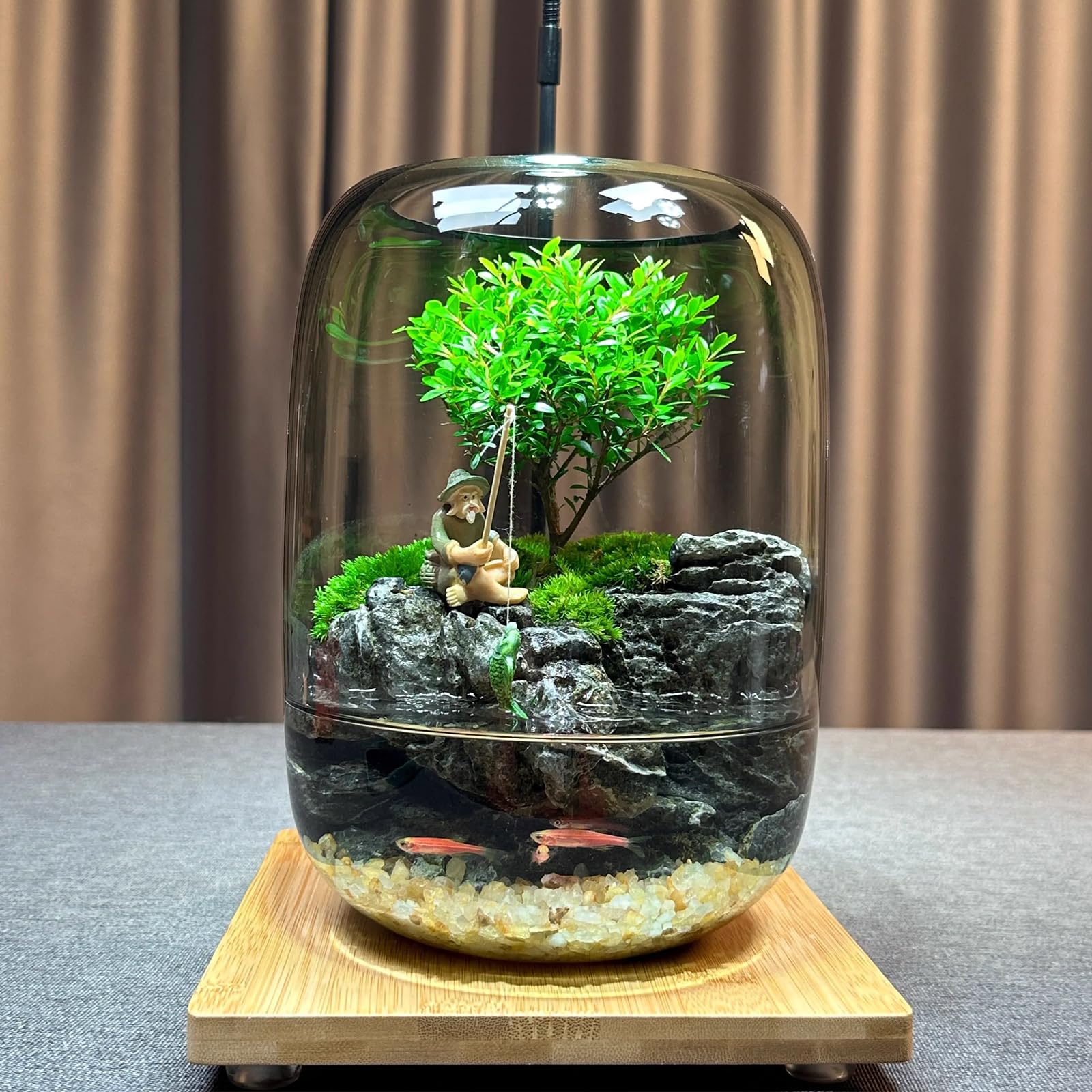Arena beige de YISZM para plantas y peces, base estable y visual elegante