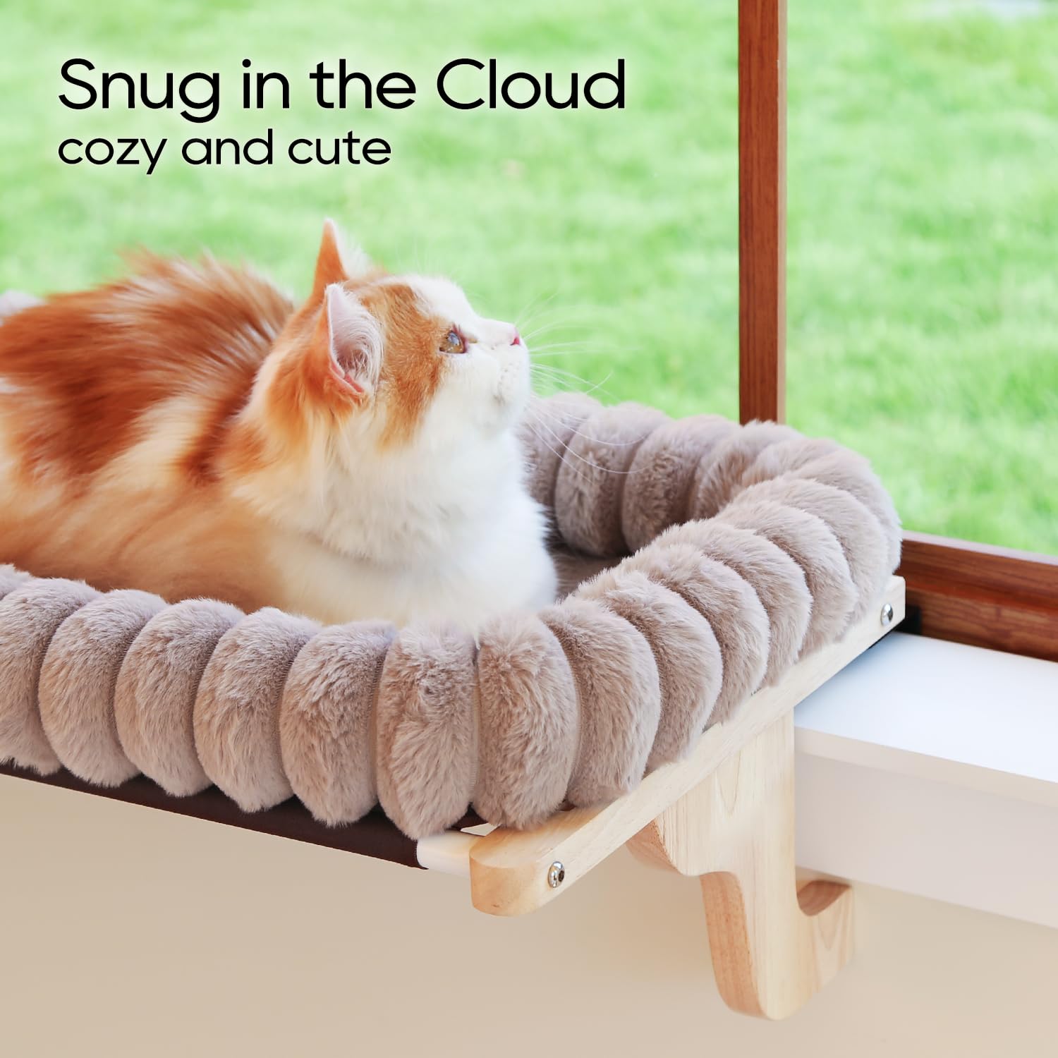 Zakkart SnugCloud: cama acolchada de pelo suave para descanso junto a la ventana.
