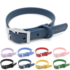 Collar ZALER impermeable para perros en azul marino, ideal para paseos bajo lluvia.