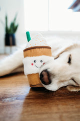 ZippyPaws NomNomz Puppuccino juguete grande y divertido.