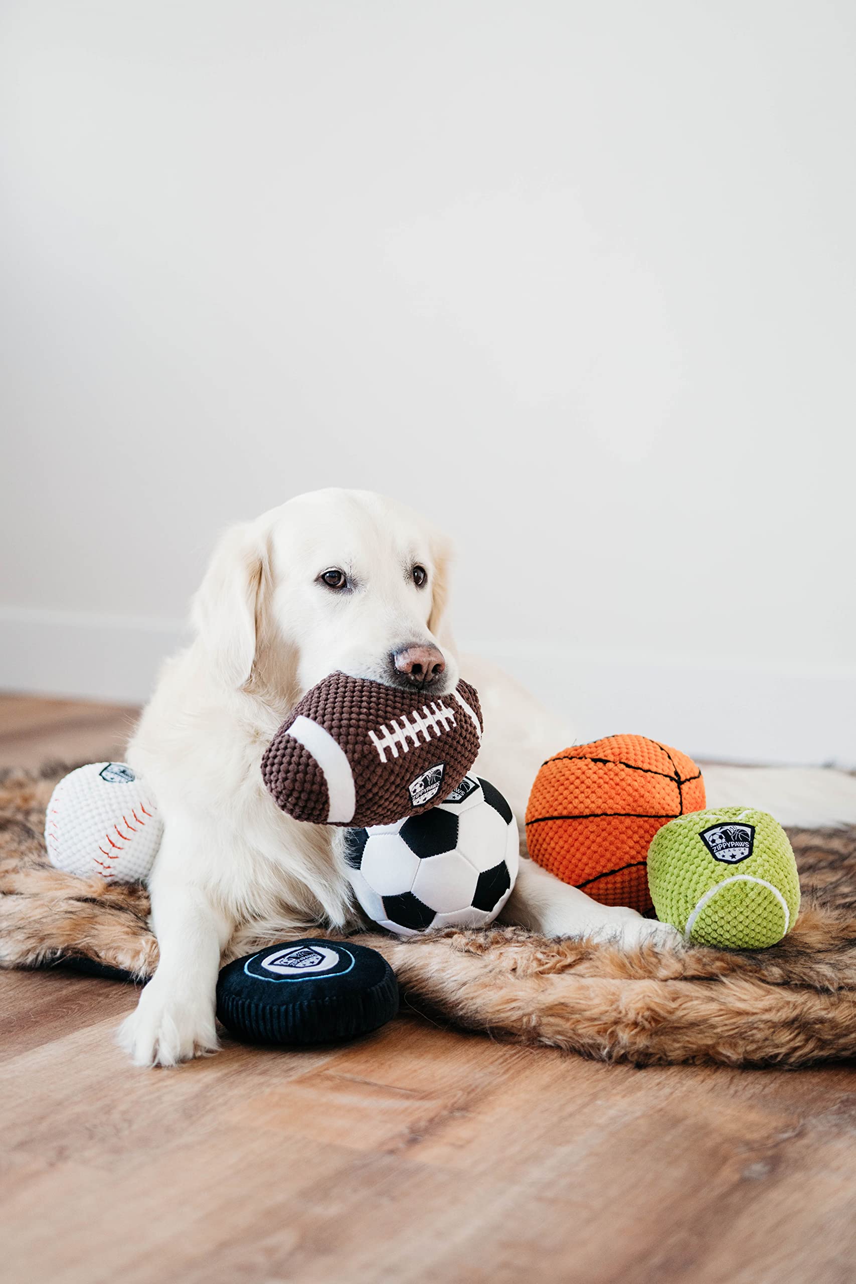 ZippyPaws SportsBallz: tejido multicapas que resiste mordidas